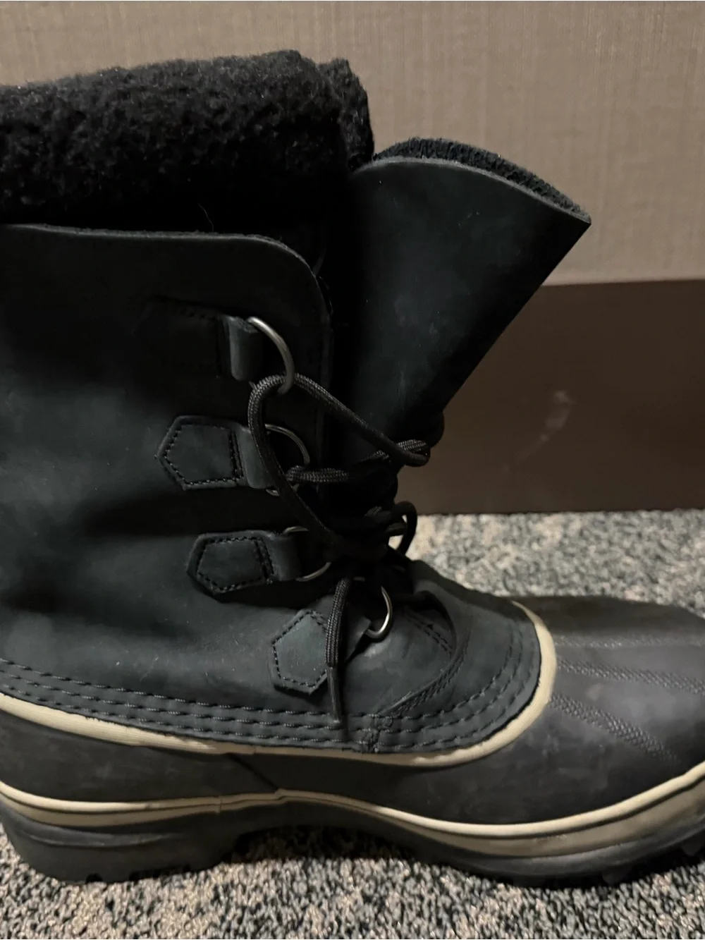 Sorel classic caribou